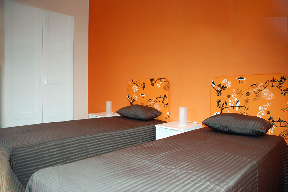 camera_arancio1